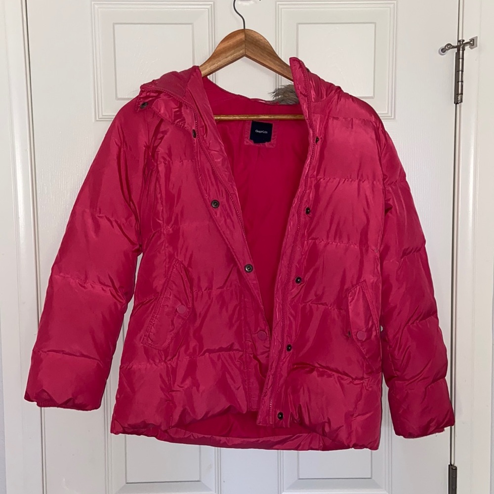 GAPkids snow puffer jacket🥳 Supa fancy !